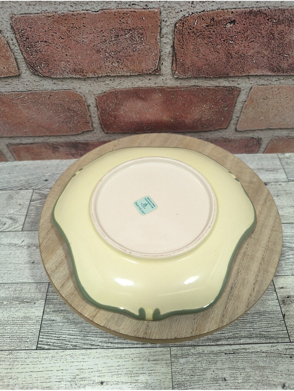 PARTY LITE Strawberry Fields Ceramic Candle Shade Topper 3.75x4.5” & Plate 6.25” - Picture 6 of 10